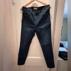 LIKE NEW Madewell Roadtripper Jeans sz 31